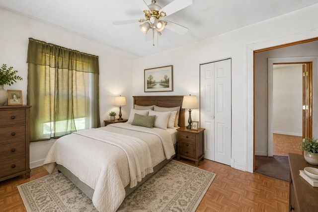 412 S 9th Avenue, Maywood, IL 60153