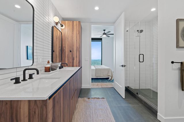 84 East Ave 3705, Austin, TX 78701