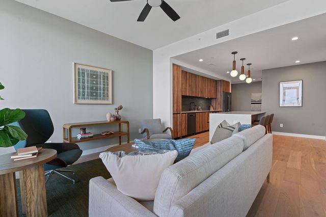 84 East Ave 3705, Austin, TX 78701