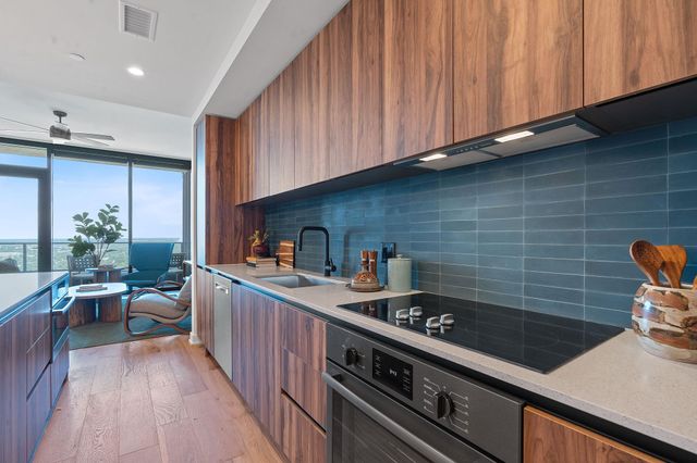 84 East Ave 3705, Austin, TX 78701
