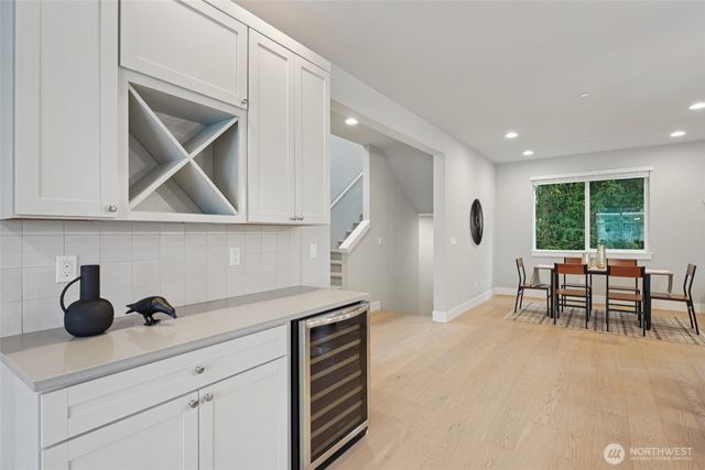 17 160th Place SE, Bothell, WA 98012