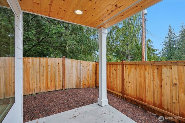 17 160th Place SE, Bothell, WA 98012