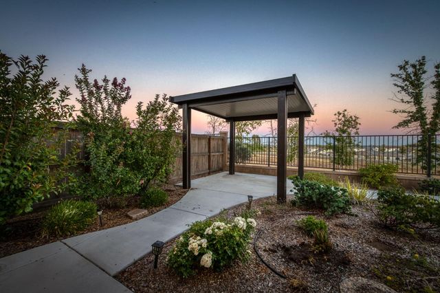 1010 Horizon Drive, Madera, CA 93636