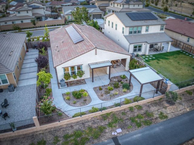 1010 Horizon Drive, Madera, CA 93636