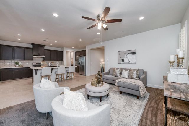 1010 Horizon Drive, Madera, CA 93636