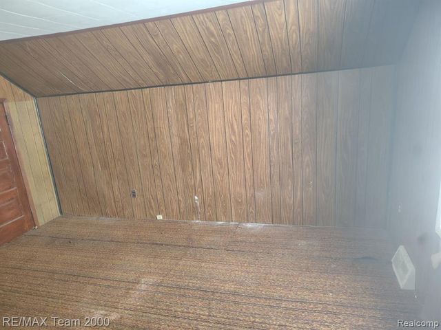 18809 Carrie Street, Detroit, MI 48234