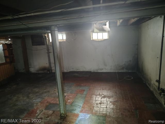 18809 Carrie Street, Detroit, MI 48234
