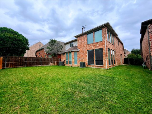 69 Cattail Pond Drive, Frisco, TX 75034