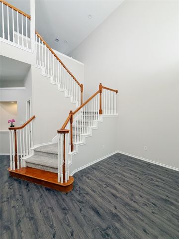 69 Cattail Pond Drive, Frisco, TX 75034