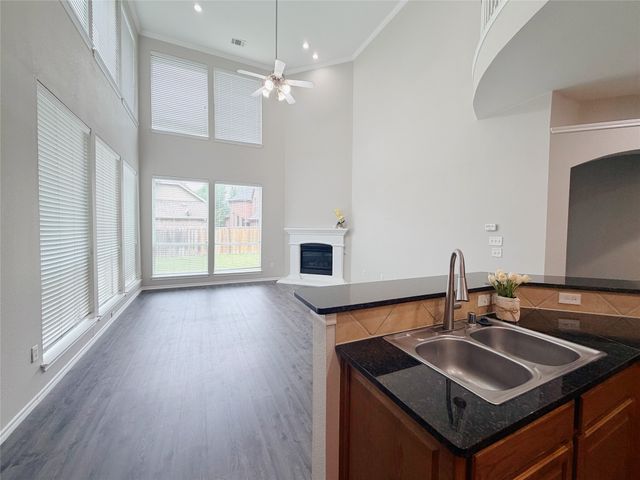 69 Cattail Pond Drive, Frisco, TX 75034