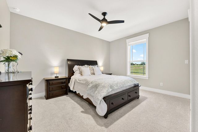 743 Vista Ridge DR, Round Mountain, TX 78663