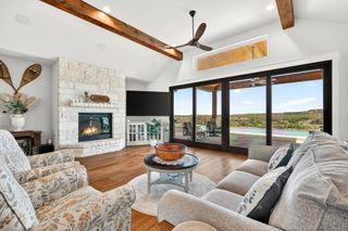 743 Vista Ridge DR, Round Mountain, TX 78663