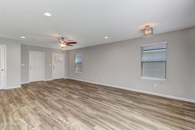11278 MARGARETS LANDING Place, Jacksonville, FL 32218