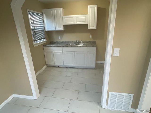 4705 Neff Avenue, Detroit, MI 48224