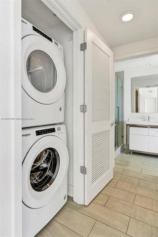 2000 S Metropica Way 907, Sunrise, FL 33323