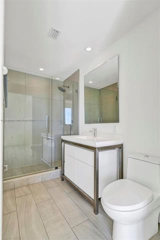 2000 S Metropica Way 907, Sunrise, FL 33323
