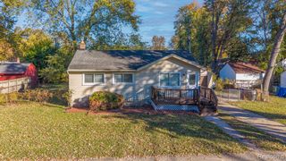 31450 Avondale Street, Westland, MI 48186