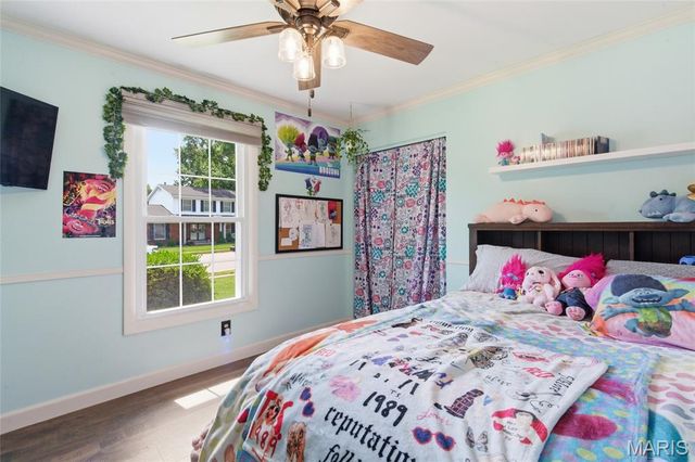 921 Picardy Lane, St Charles, MO 63301