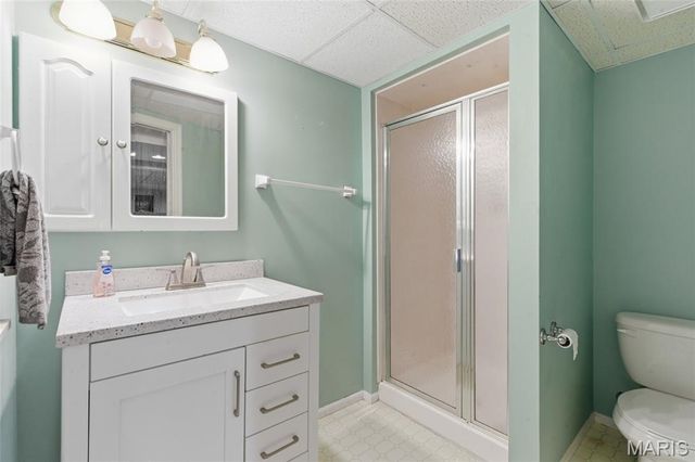 921 Picardy Lane, St Charles, MO 63301