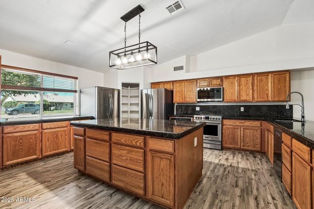 12137 E Bluebird Drive, Chandler, AZ 85286