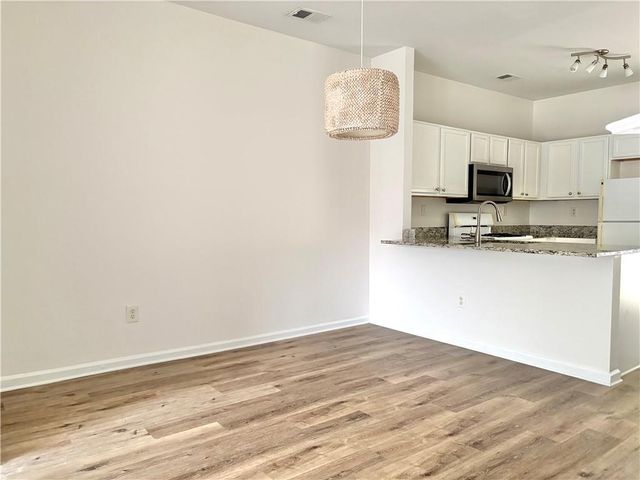 1581 Cove Creek Circle, Norcross, GA 30093
