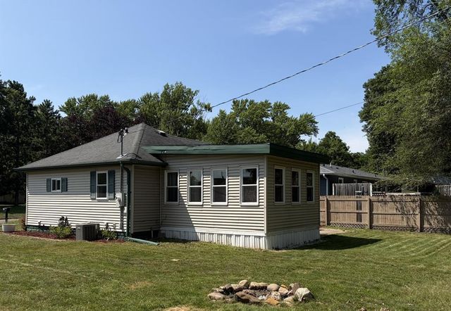 1307 Barron Street, Eau Claire, WI 54703