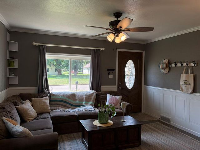 1307 Barron Street, Eau Claire, WI 54703