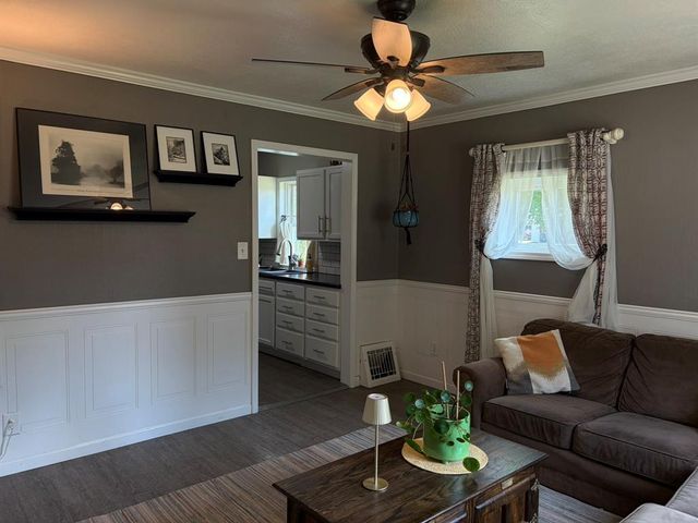 1307 Barron Street, Eau Claire, WI 54703