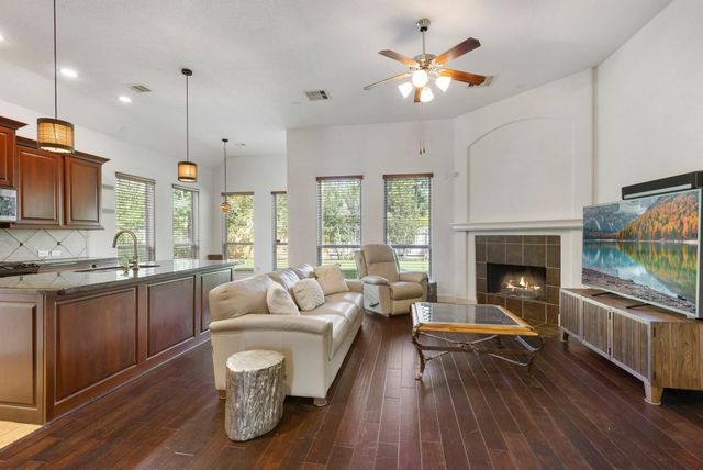 10 Sagamore Ridge Place, Spring, TX 77389