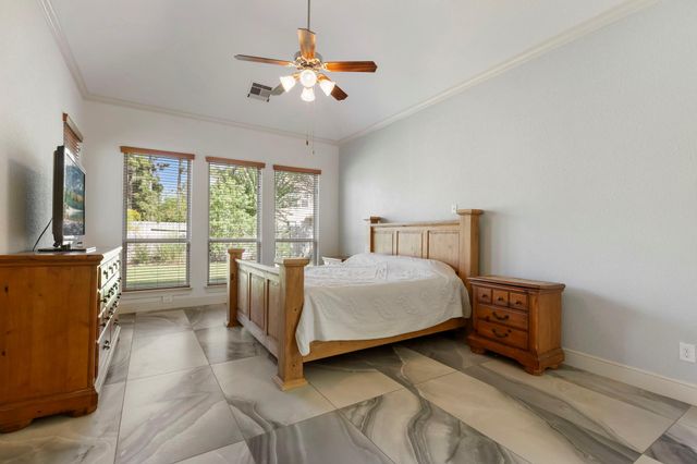 10 Sagamore Ridge Place, Spring, TX 77389