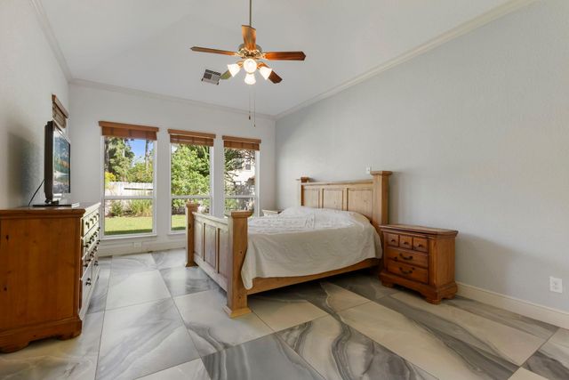 10 Sagamore Ridge Place, Spring, TX 77389