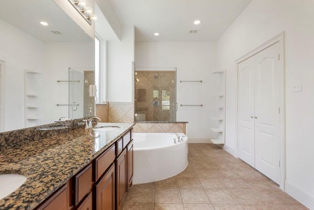 10 Sagamore Ridge Place, Spring, TX 77389