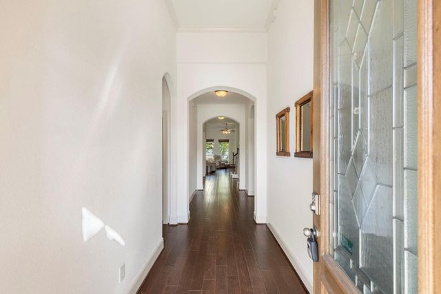 10 Sagamore Ridge Place, Spring, TX 77389