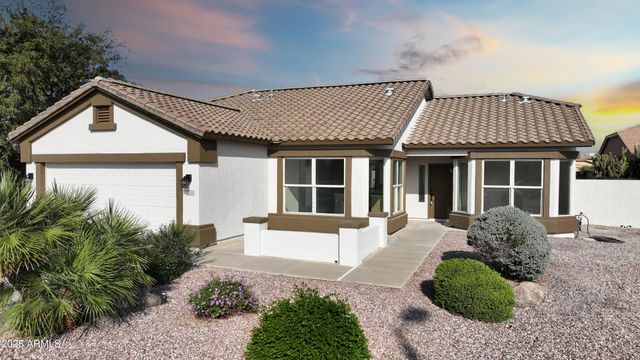 3098 E HAZELTINE Way, Chandler, AZ 85249