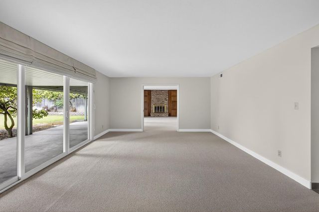 3331 Ellenmere Dr, Sacramento, CA 95821