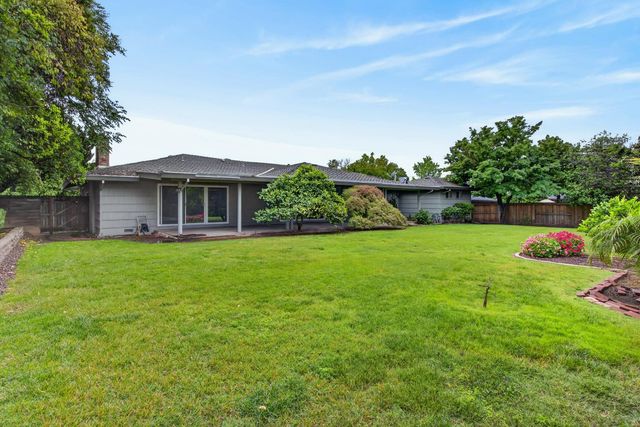 3331 Ellenmere Dr, Sacramento, CA 95821