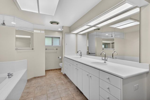 3331 Ellenmere Dr, Sacramento, CA 95821