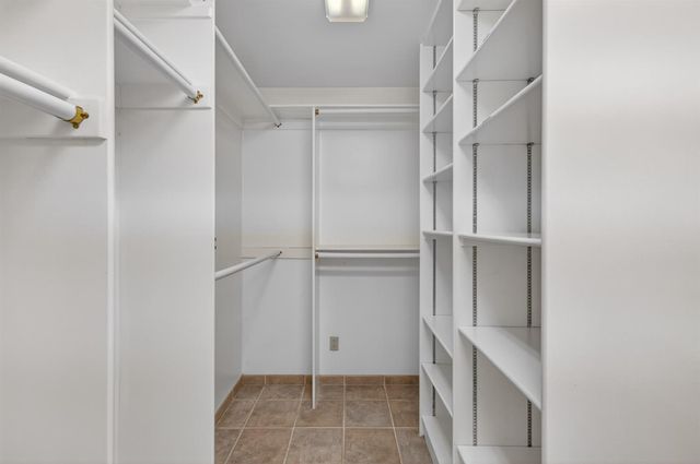 3331 Ellenmere Dr, Sacramento, CA 95821