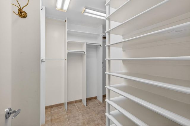 3331 Ellenmere Dr, Sacramento, CA 95821