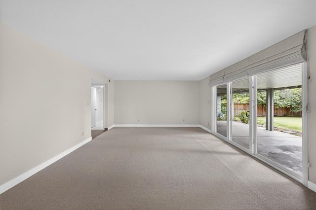 3331 Ellenmere Dr, Sacramento, CA 95821