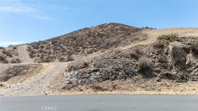 313 Hampshire Drive, Menifee, CA 92587