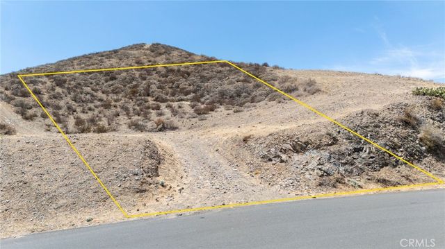 313 Hampshire Drive, Menifee, CA 92587