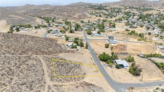 313 Hampshire Drive, Menifee, CA 92587