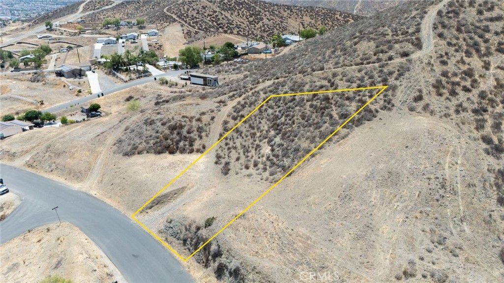 313 Hampshire Drive, Menifee, CA 92587 — photo 5