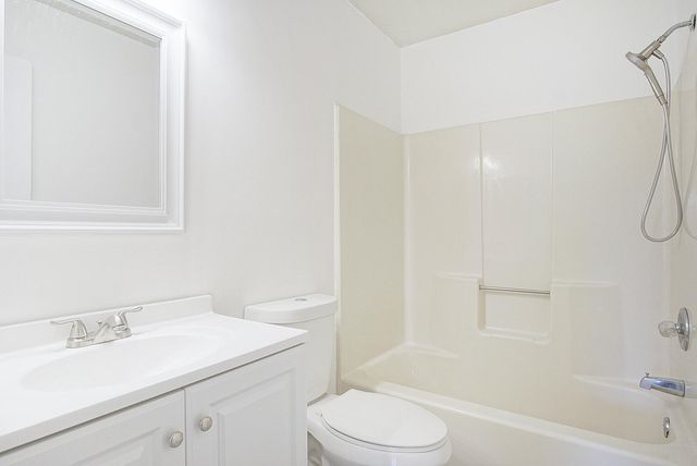 211 SW North Wakefield Circle, Port St. Lucie, Port St Lucie, FL 34953