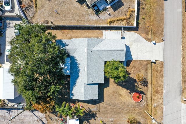 211 SW North Wakefield Circle, Port St. Lucie, Port St Lucie, FL 34953