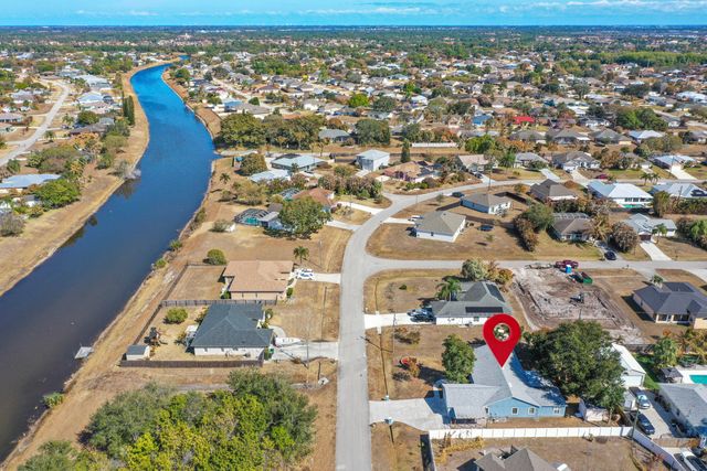 211 SW North Wakefield Circle, Port St. Lucie, Port St Lucie, FL 34953