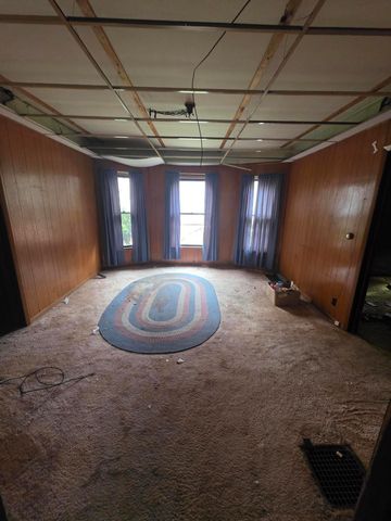 113 W Walnut Street, Albion Twp, MI 49224