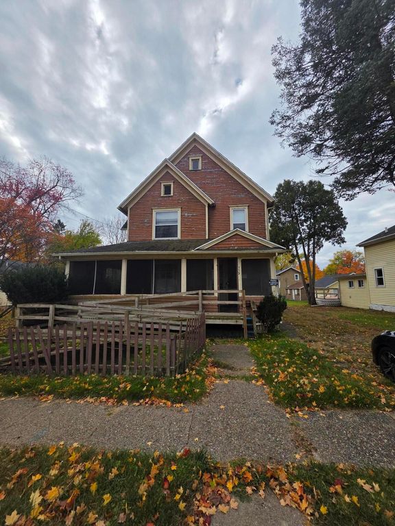 113 W Walnut Street, Albion Twp, MI 49224