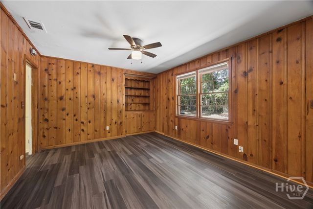 2210 Bona Bella Avenue, Savannah, GA 31406